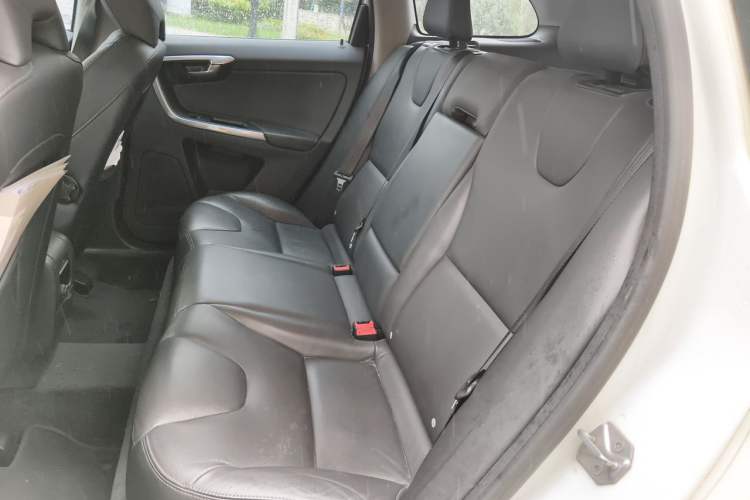 Used Volvo XC60 2014 T5 Zhiyi Edition Left Rear Seat