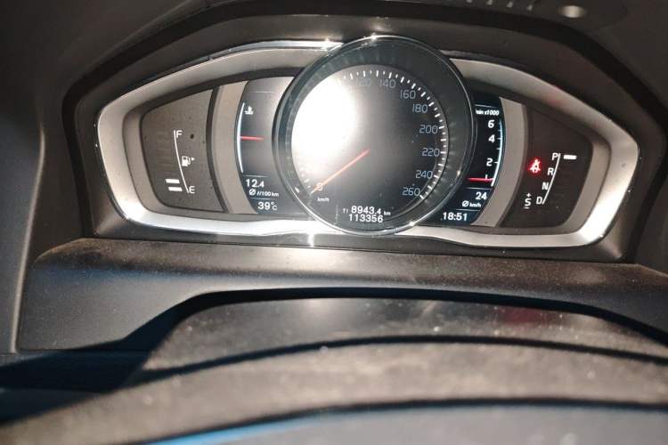 Used Volvo XC60 2014 T6 Zhiyi Edition Odometer Close Up