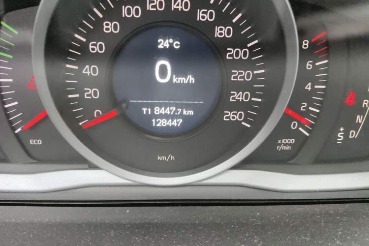 Used Volvo XC60 2014 T5 Zhiyi Edition Odometer Close Up