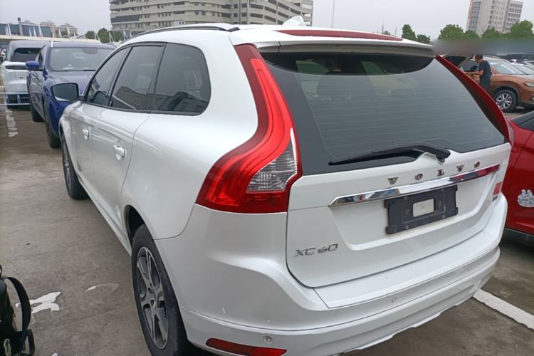 Used Volvo XC60 2014 T5 Zhiyi Edition Rear Left 45 Deg