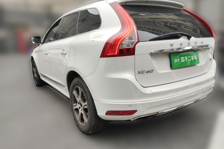 Used Volvo XC60  Rear Left 45 Deg