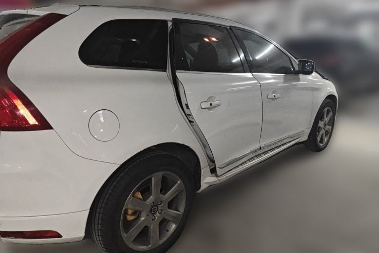 Used Volvo XC60 2014 Restyled T5 Zhiya Edition Rear Right 45 Deg