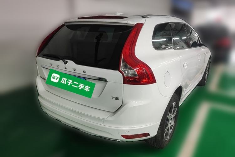 Used Volvo XC60 2014 T5 Zhiyi Edition Rear Right 45 Deg