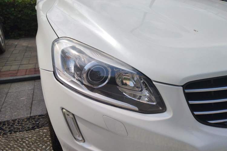 Used Volvo XC60 2014 T5 Zhiyi Edition Right Front Headlight