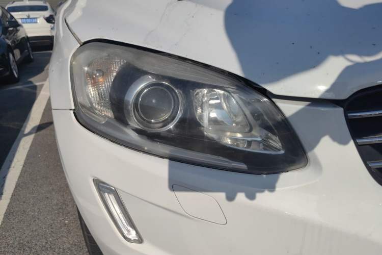 Used Volvo XC60 2014 T5 Zhiyi Edition Right Front Headlight