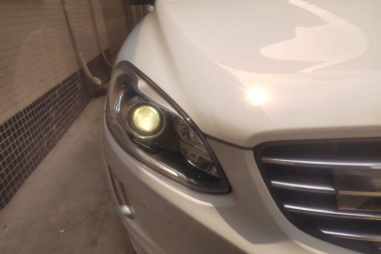 Used Volvo XC60 2014 T5 Zhiya Edition Right Front Headlight