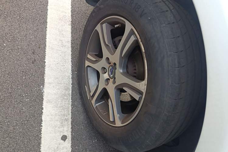 Used Volvo XC60 2014 Facelift T5 Zhiyi Edition Right Rear Wheel Hub