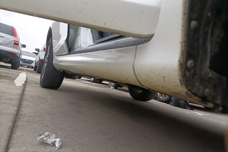 Used Volvo XC60 2014 T5 Zhiyi Edition Right Side Sill