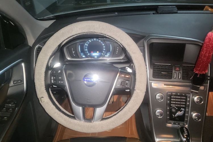 Used Volvo XC60 2014 Restyled T5 Zhiya Edition Steering Wheel