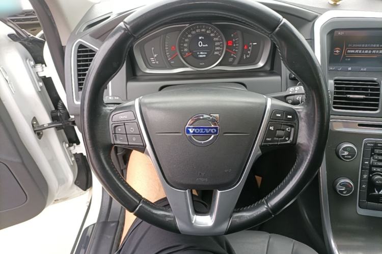 Used Volvo XC60 2014 T5 Zhiyi Edition Steering Wheel