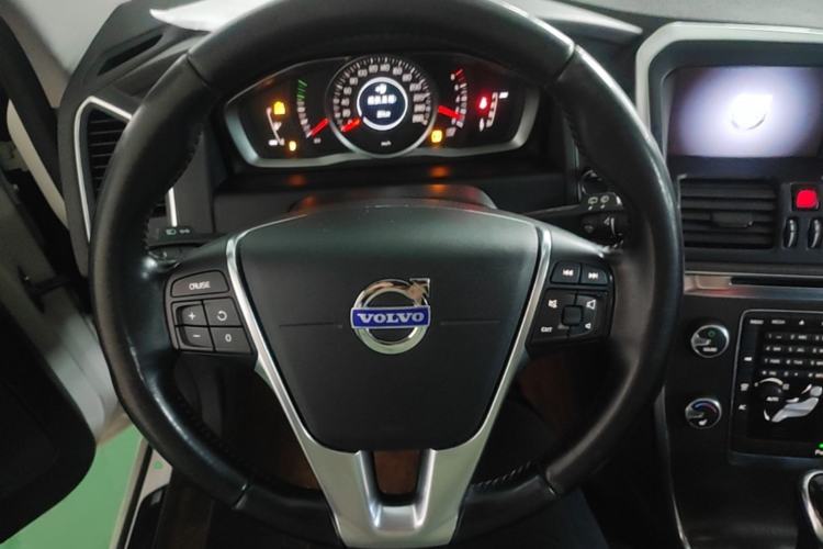 Used Volvo XC60 2014 T5 Zhiyi Edition Steering Wheel