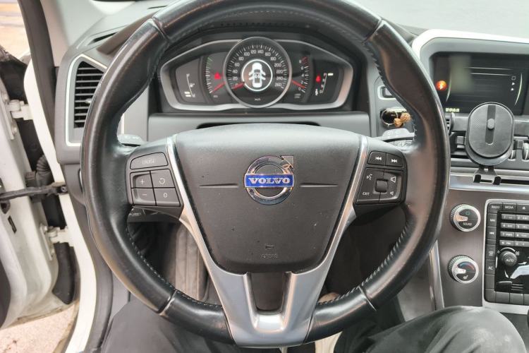 Used Volvo XC60 2014 T5 Zhiyi Edition Steering Wheel