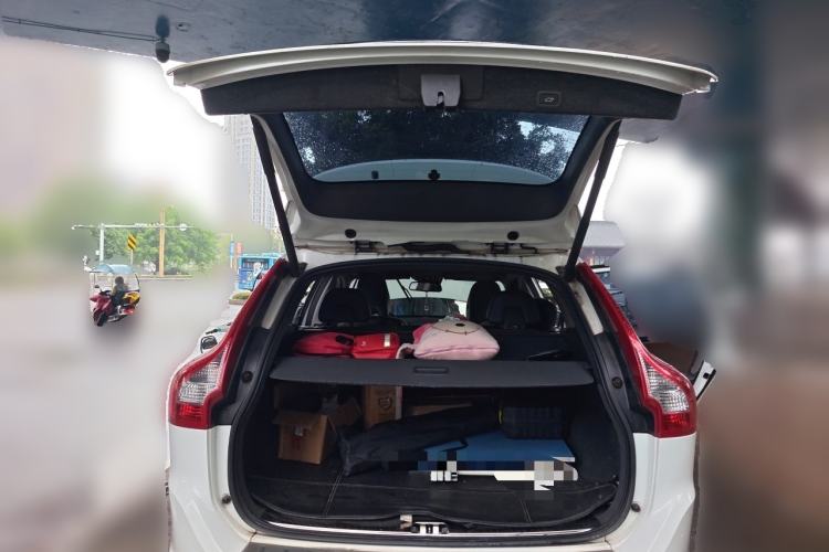 Used Volvo XC60 2014 T6 Zhiyi Edition Trunk