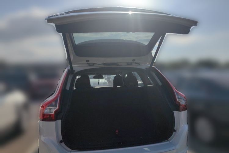 Used Volvo XC60 2014 T5 Zhiyi Edition Trunk
