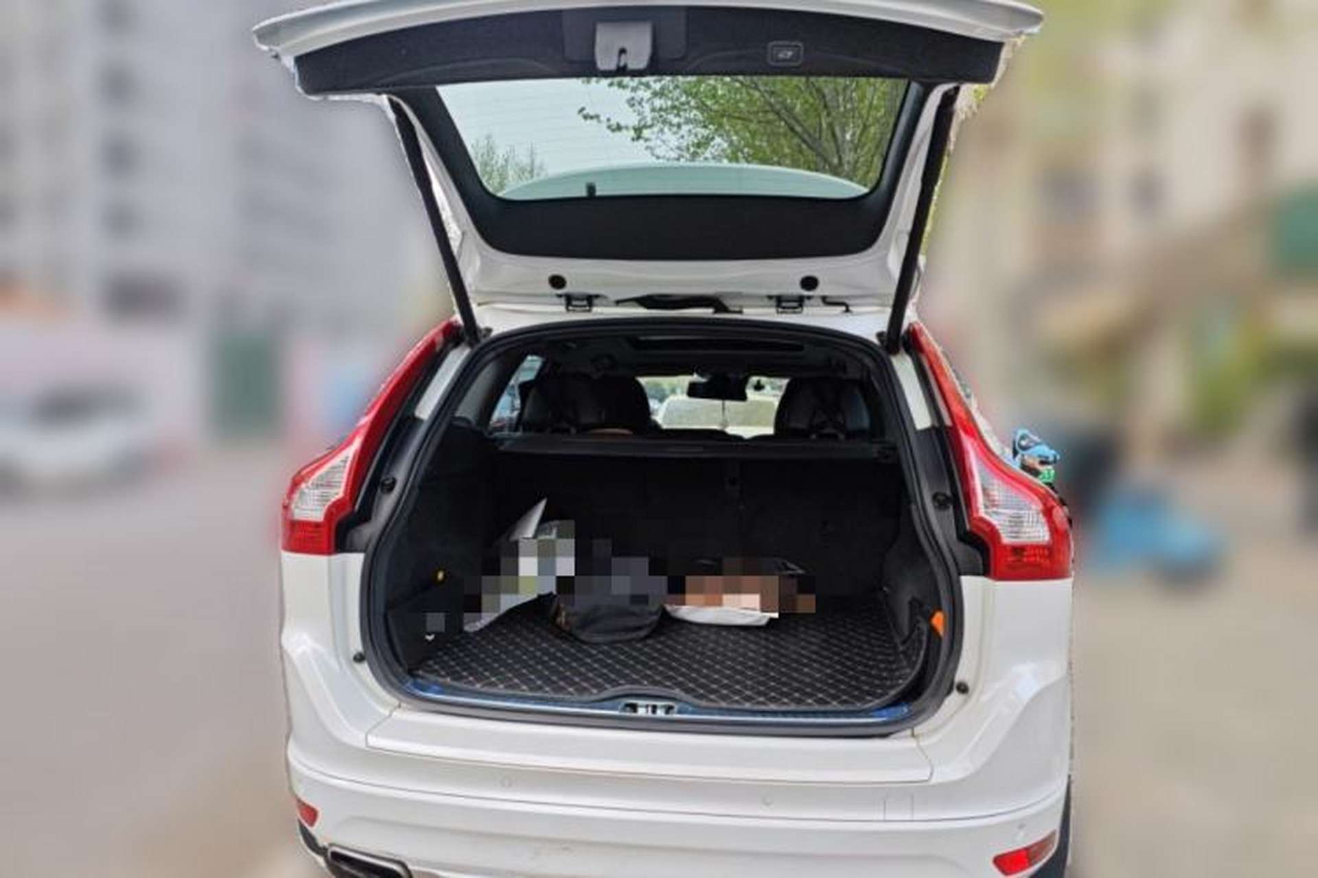 Used Volvo XC60 2014 T6 Zhiyi Edition Trunk