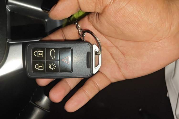 Used Volvo XC60 2014 T5 Zhiyi Edition Vehicle Key