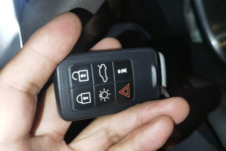 Used Volvo XC60 2014 T6 Zhiyi Edition Vehicle Key