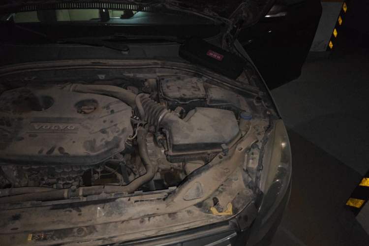 Used Volvo XC60 2014 T5 Zhiyi Edition Engine Bay Left