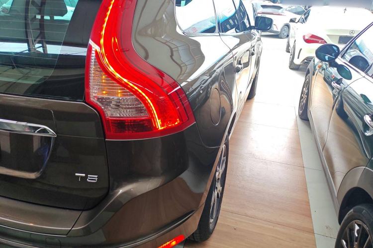 Used Volvo XC60 2014 T5 Zhiyi Edition Exterior 1