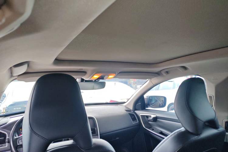 Used Volvo XC60 2014 T5 Zhiyi Edition Headliner