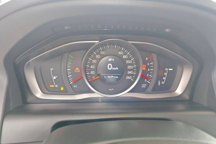 Used Volvo XC60 2014 T5 Zhiyi Edition Instrument Cluster