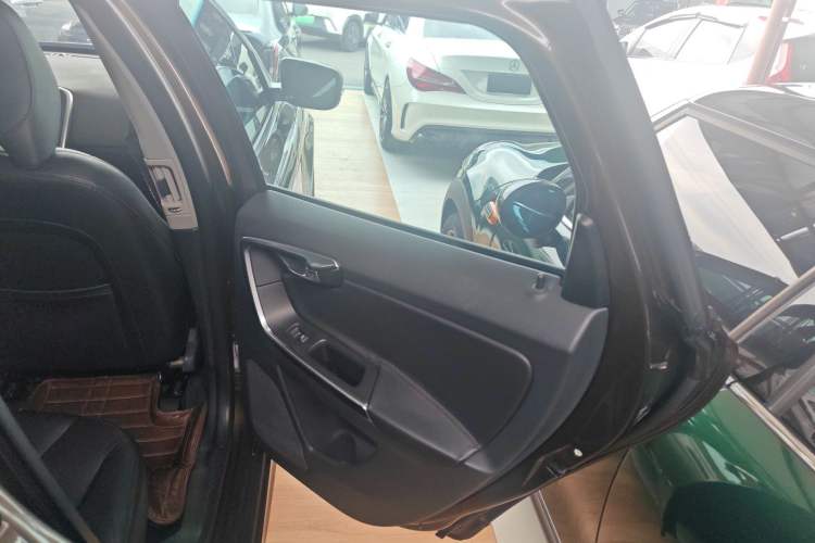 Used Volvo XC60 2014 T5 Zhiyi Edition Interior 6
