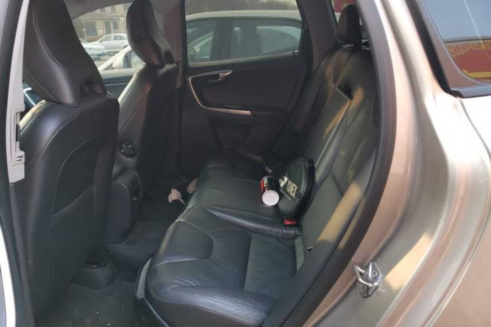 Used Volvo XC60 2014 T5 Zhiyi Edition Left Rear Seat