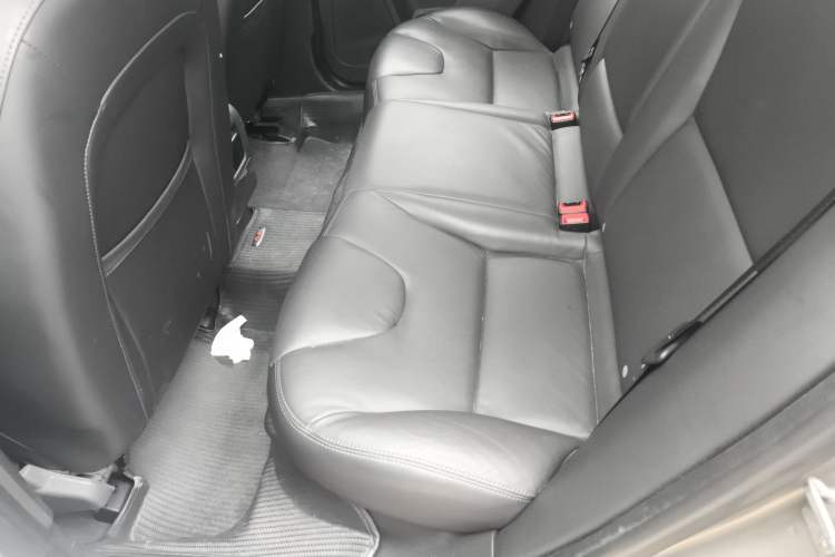 Used Volvo XC60 2014 T5 Zhiyi Edition Left Rear Seat