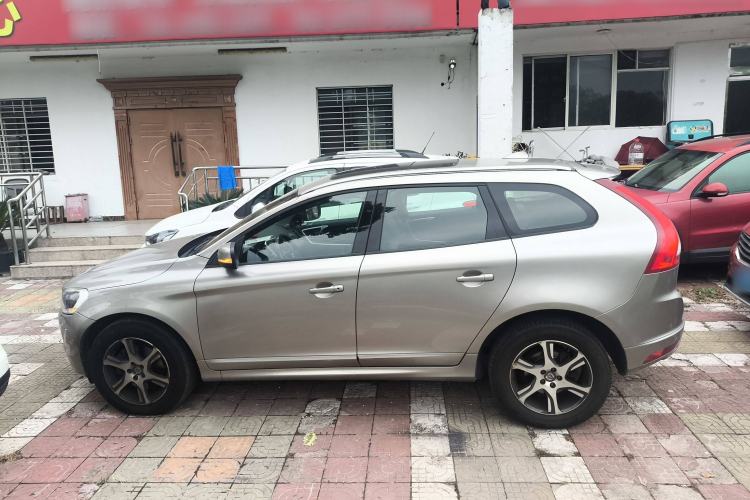 Used Volvo XC60 2014 T5 Zhiyi Edition Left Side