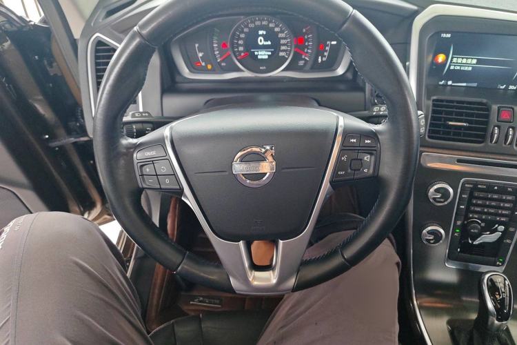 Used Volvo XC60 2014 T5 Zhiyi Edition Steering Wheel
