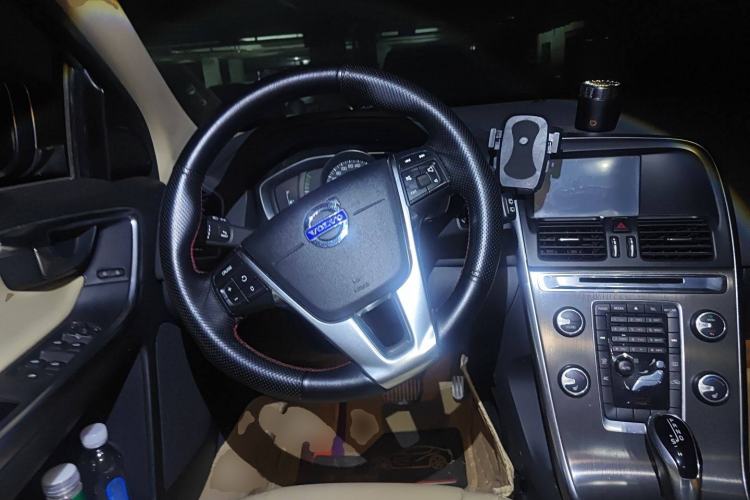 Used Volvo XC60 2014 T5 Zhiyi Edition Steering Wheel