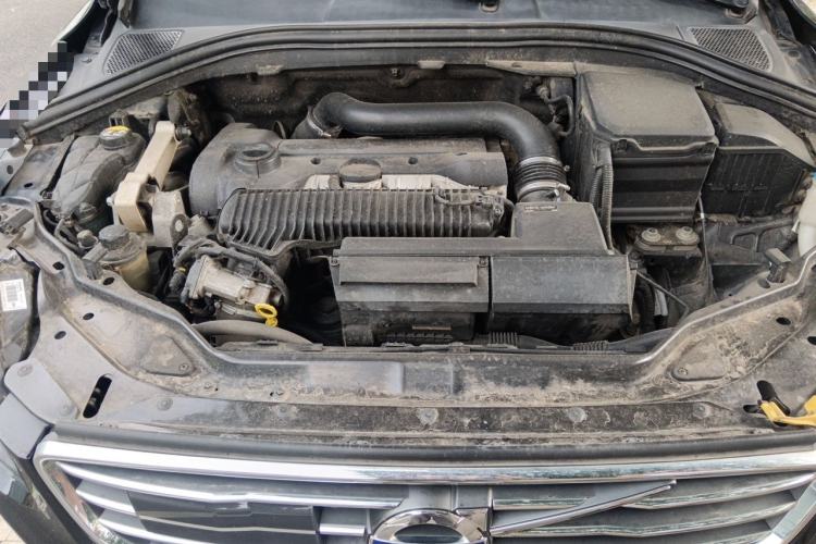 Used Volvo XC60 2015 T5 AWD Zhiyuan Edition Engine Bay