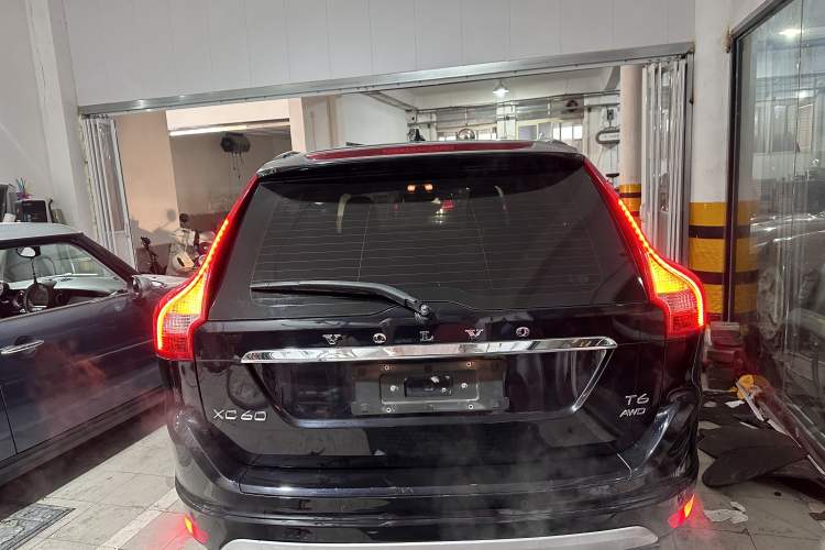 Used Volvo XC60 2015 T6 Zhiyi Edition Exterior 4