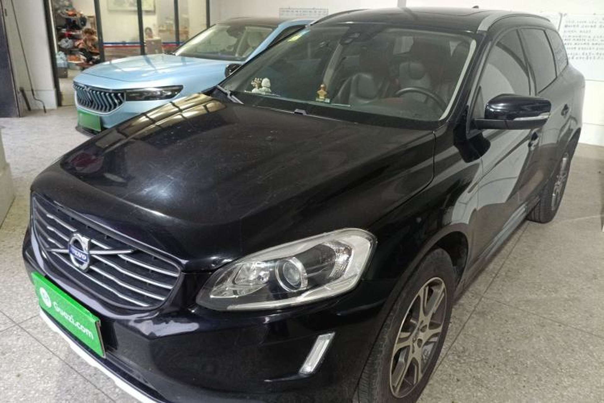 Used Volvo XC60 2015 T5 Zhiyi Edition Front Left 45 Deg