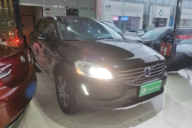 Used Volvo XC60 2015 T5 Zhiyi Edition Front Right 45 Deg