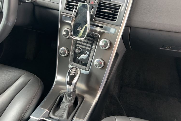 Used Volvo XC60 2015 T5 Zhiyi Edition Gear Lever