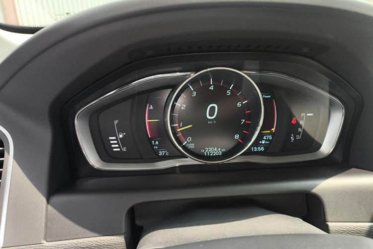 Used Volvo XC60 2015 T5 AWD Zhiyuan Edition Instrument Cluster