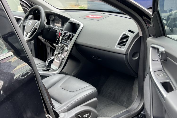 Used Volvo XC60 2015 T5 Zhiyi Edition Interior 1