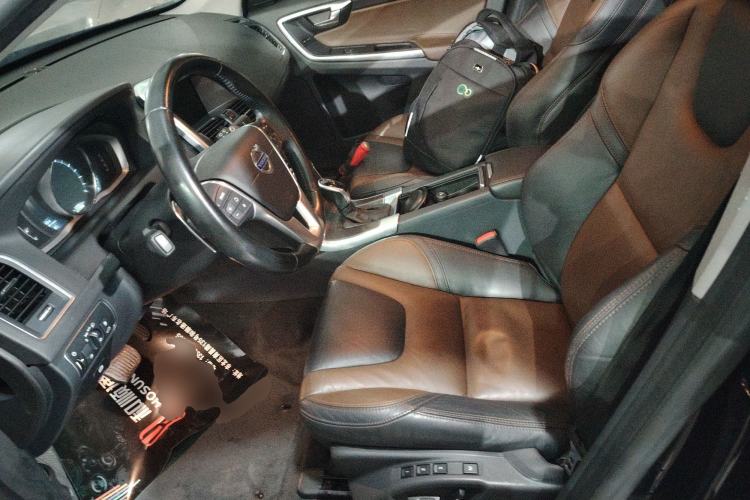 Used Volvo XC60 2015 T6 Zhiyi Edition Left Front Seat