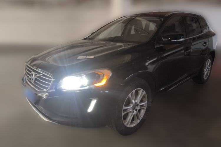 Used Volvo XC60 2015 T5 Smart Upgrade Model Guazi used car, China used car export, Used car for sale, Used cars, Cheapest cars for sale
