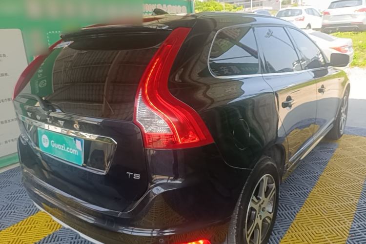 Used Volvo XC60 2015 T5 Zhiya Edition Rear Right 45 Deg
