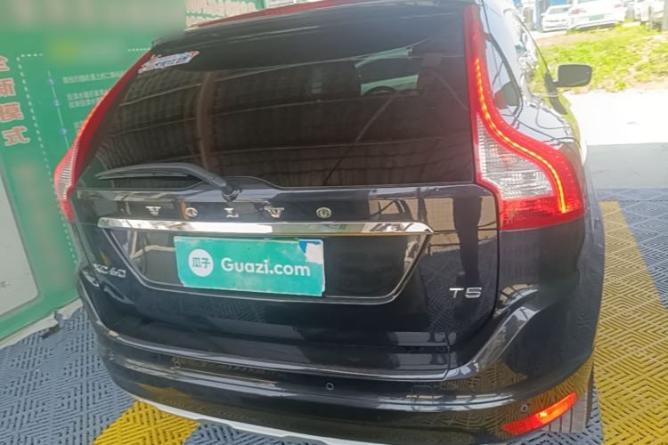 Used Volvo XC60 2015 T5 Zhiya Edition Rear
