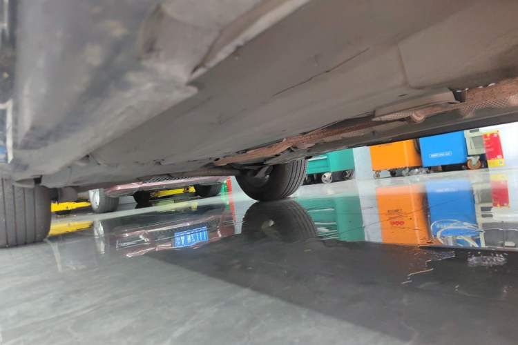 Used Volvo XC60 2015 T5 AWD Zhiyuan Edition Chassis Front Right
