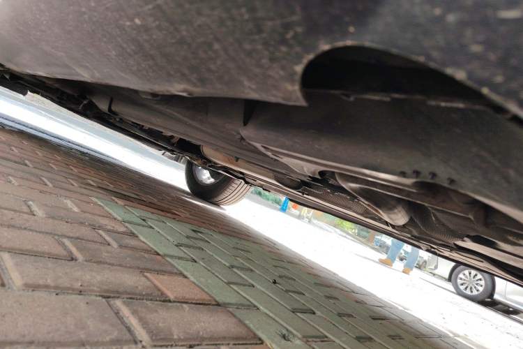 Used Volvo XC60 2015 T5 Smart Upgrade Model Chassis Rear Left
