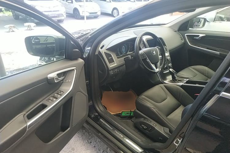 Used Volvo XC60 2015 T5 AWD Zhiyuan Edition Driver Seat