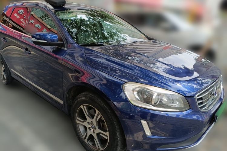 Used Volvo XC60 2015 T5 AWD Zhiyuan Edition Front Right 45 Deg
