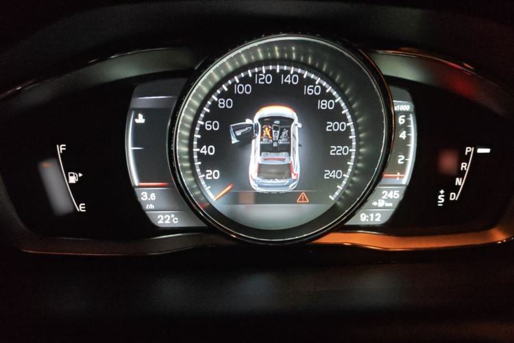 Used Volvo XC60 2015 T5 AWD Smart Drive Edition Instrument Cluster