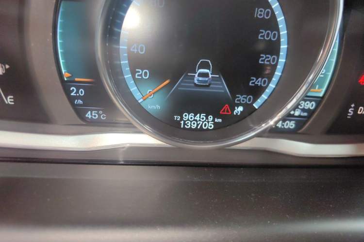 Used Volvo XC60 2015 T5 AWD Zhiyuan Edition Odometer Close Up