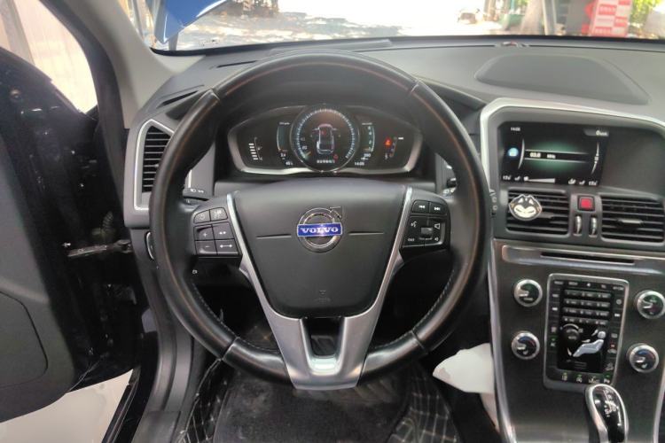 Used Volvo XC60 2015 T5 AWD Zhiyuan Edition Steering Wheel