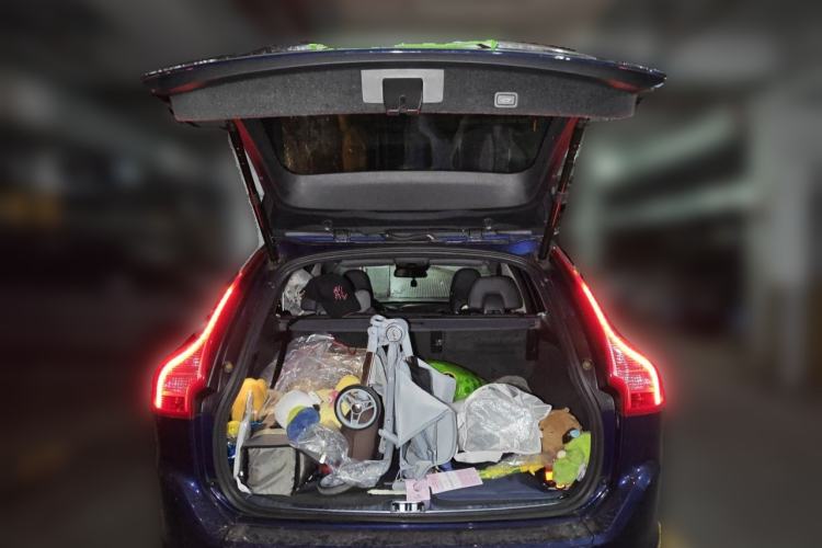 Used Volvo XC60 2015 T5 AWD Smart Drive Edition Trunk